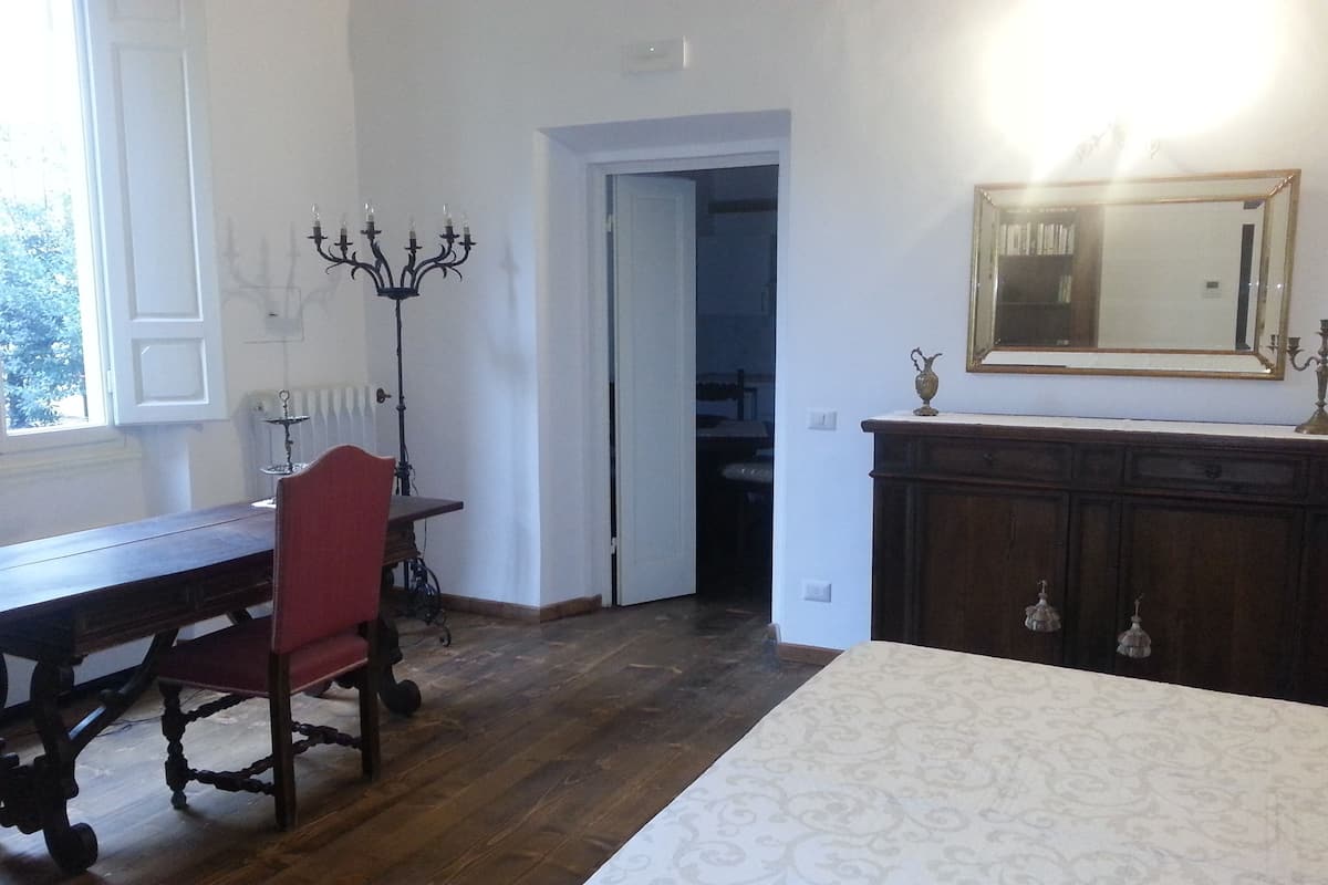 Appart'hôtel, vue jardin | Fer et planche à repasser, lits bébé (en supplément), Wi-Fi gratuit