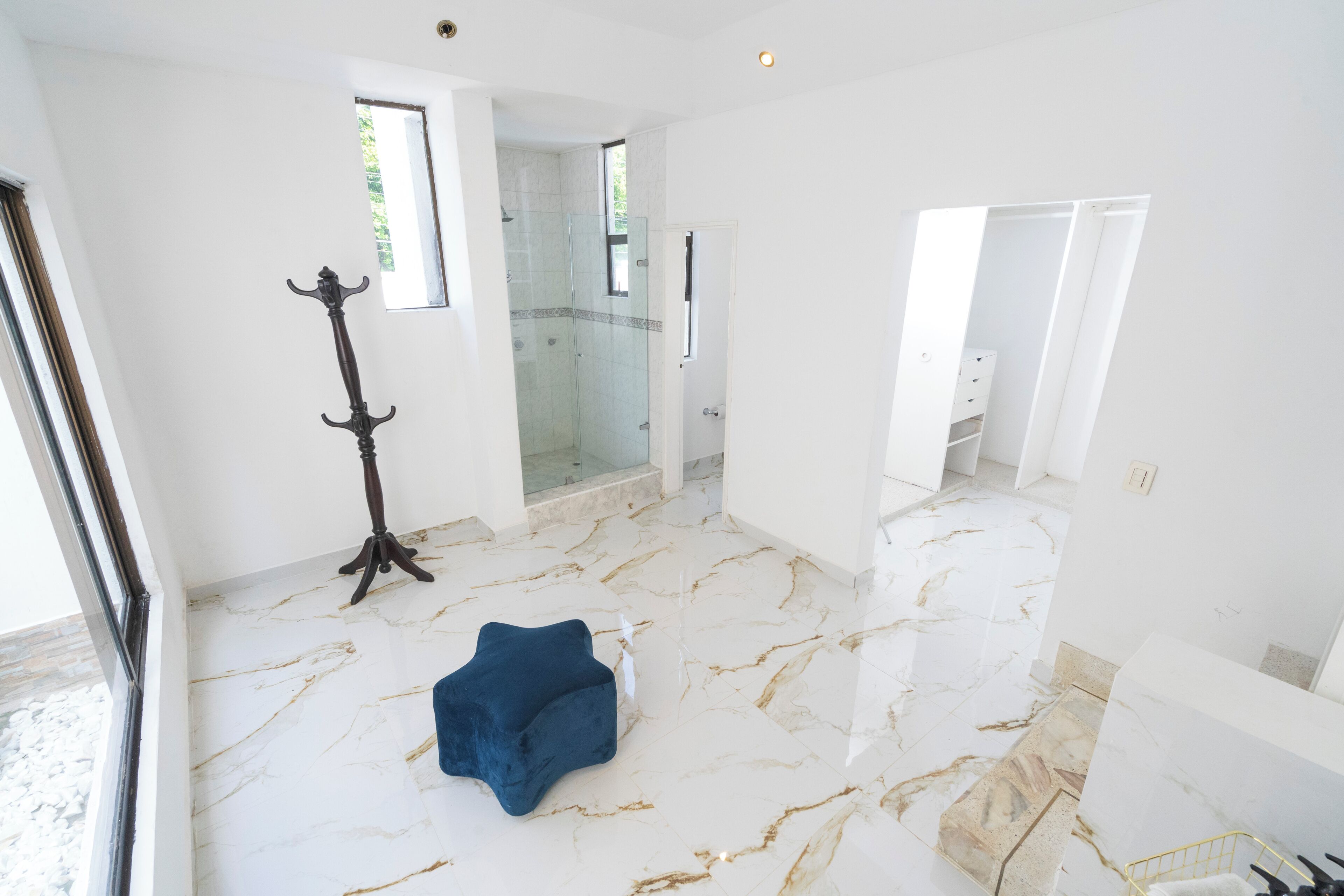 Deluxe Double Room, 1 Queen Bed | Bathroom