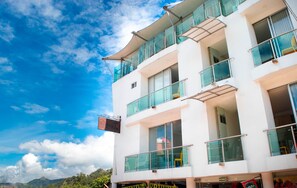 Front of property - Hotel Natural De La Vega (La Vega)