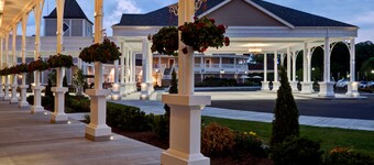 Saratoga Casino Hotel