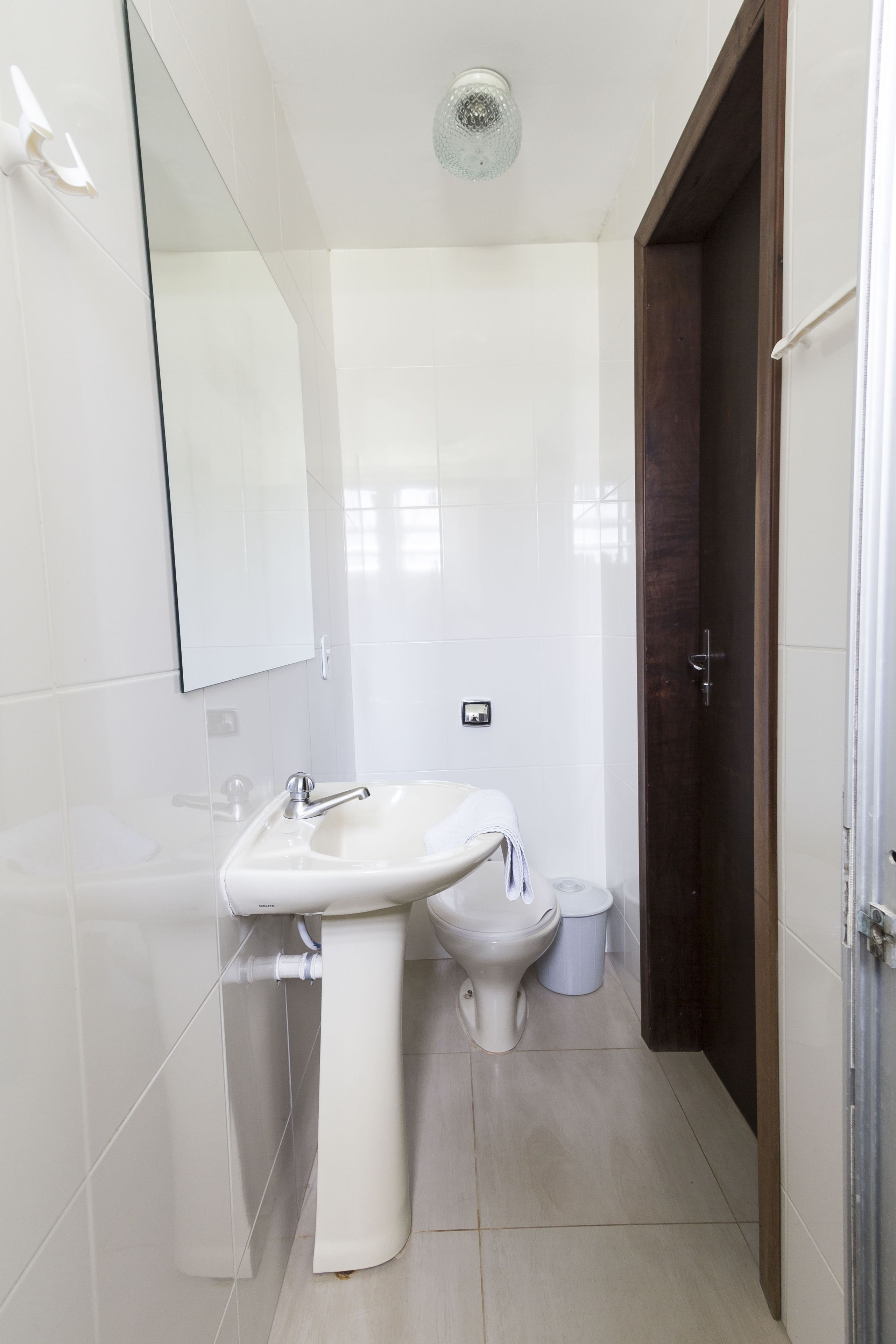 standard room | bathroom | shower, towels