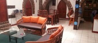 Suites Bosques Medica Sur