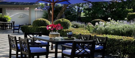 BBQ/picnic area