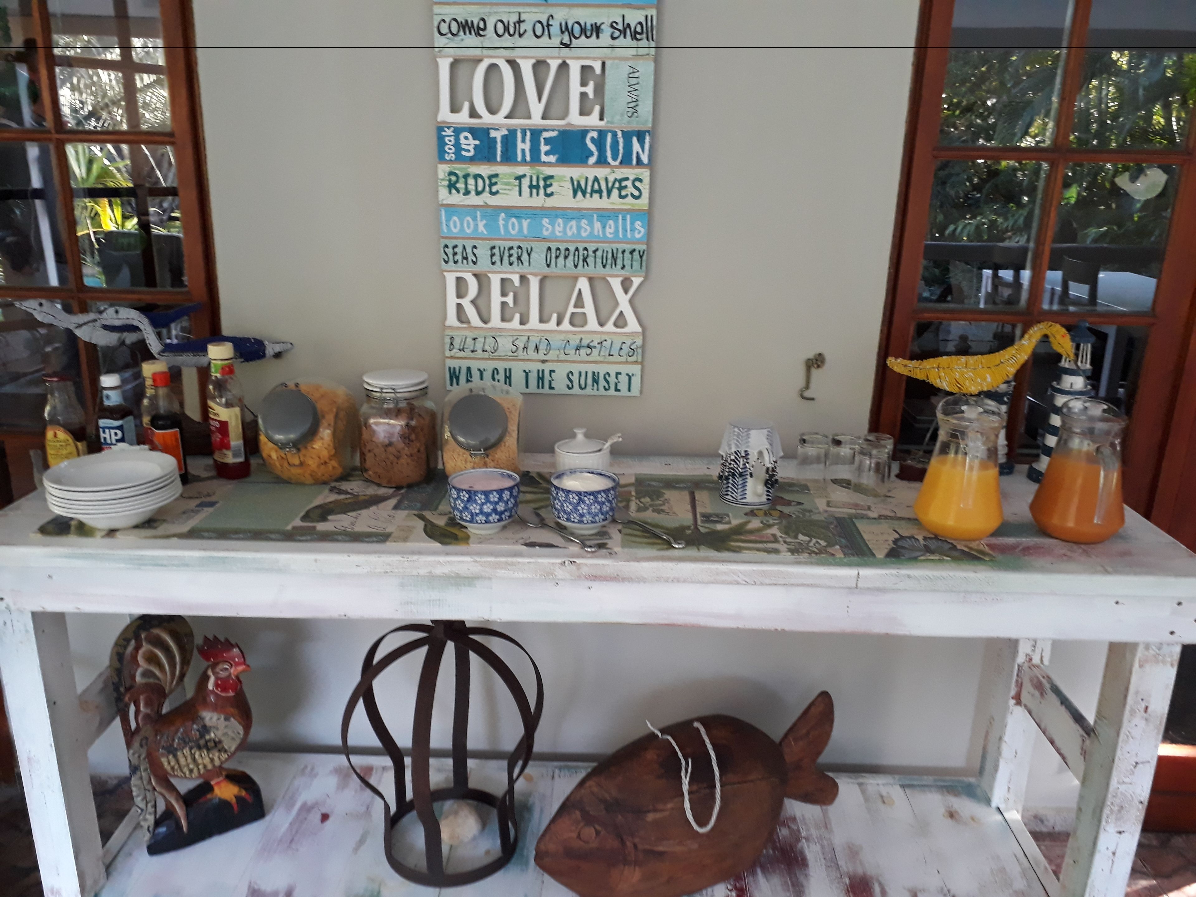 Free daily English breakfast