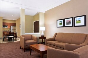 Honeymoon Double Room, 1 Bedroom | Living area - Tannery Suites (DuBois)