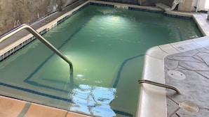 室內 Spa 池