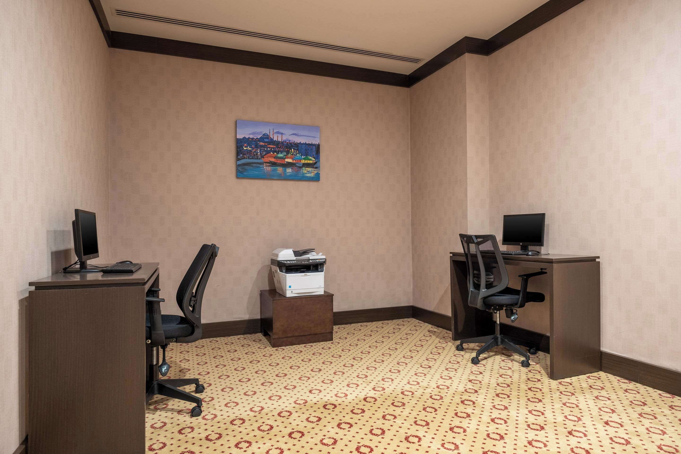 Photo - Clarion Hotel Istanbul Mahmutbey