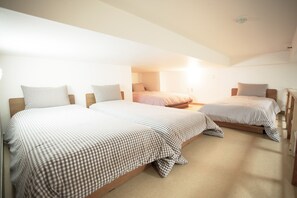 Premium bedding, desk, iron/ironing board, free WiFi - NJoy Seoul (Seoul)