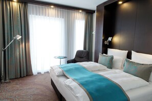 Standard Room, 1 King Bed | 이집트산 면 시트, 고급 침구, 객실 내 금고, 책상