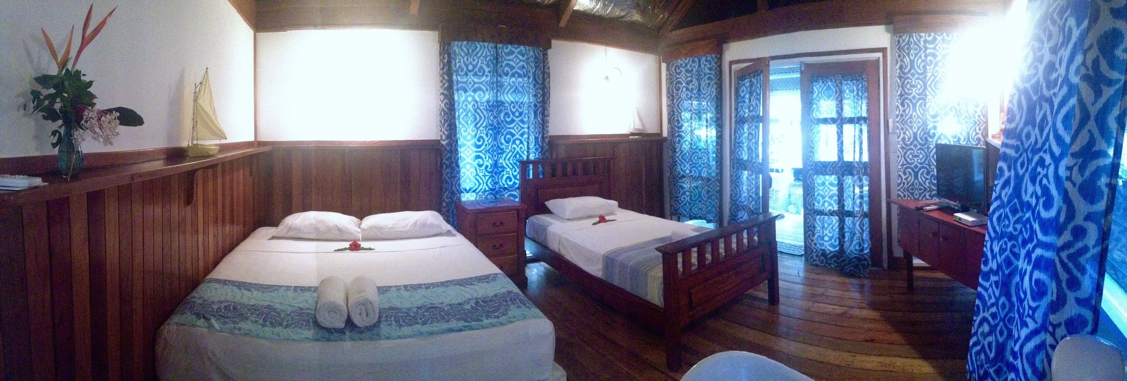 Iron/ironing board, WiFi