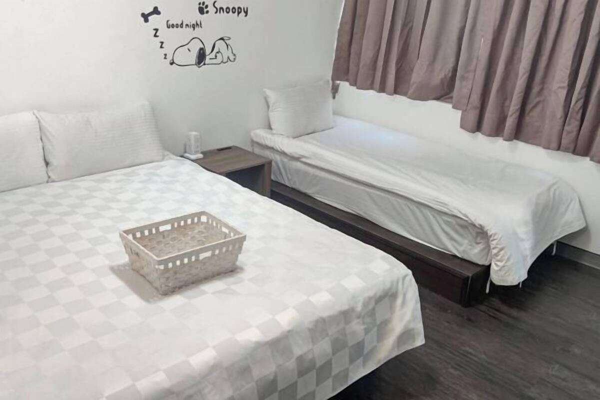 In-room safe, blackout drapes, soundproofing, free WiFi