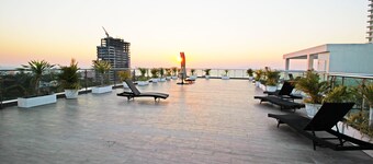 Sunset Boulevard by Pattaya Sunny Rentals