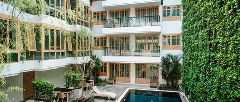 Udendørs pool, liggestole