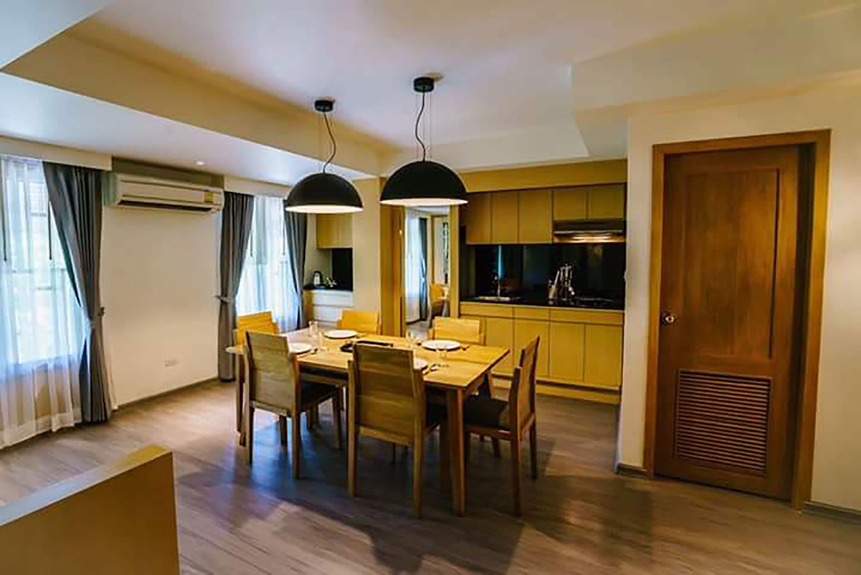 penthouse | private kitchenette | fridge, electric kettle