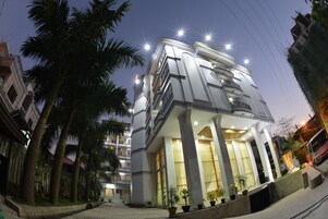 Front of property – evening/night