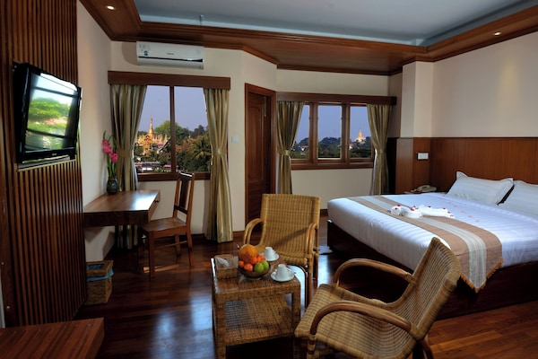 1 bedroom, minibar, in-room safe, desk