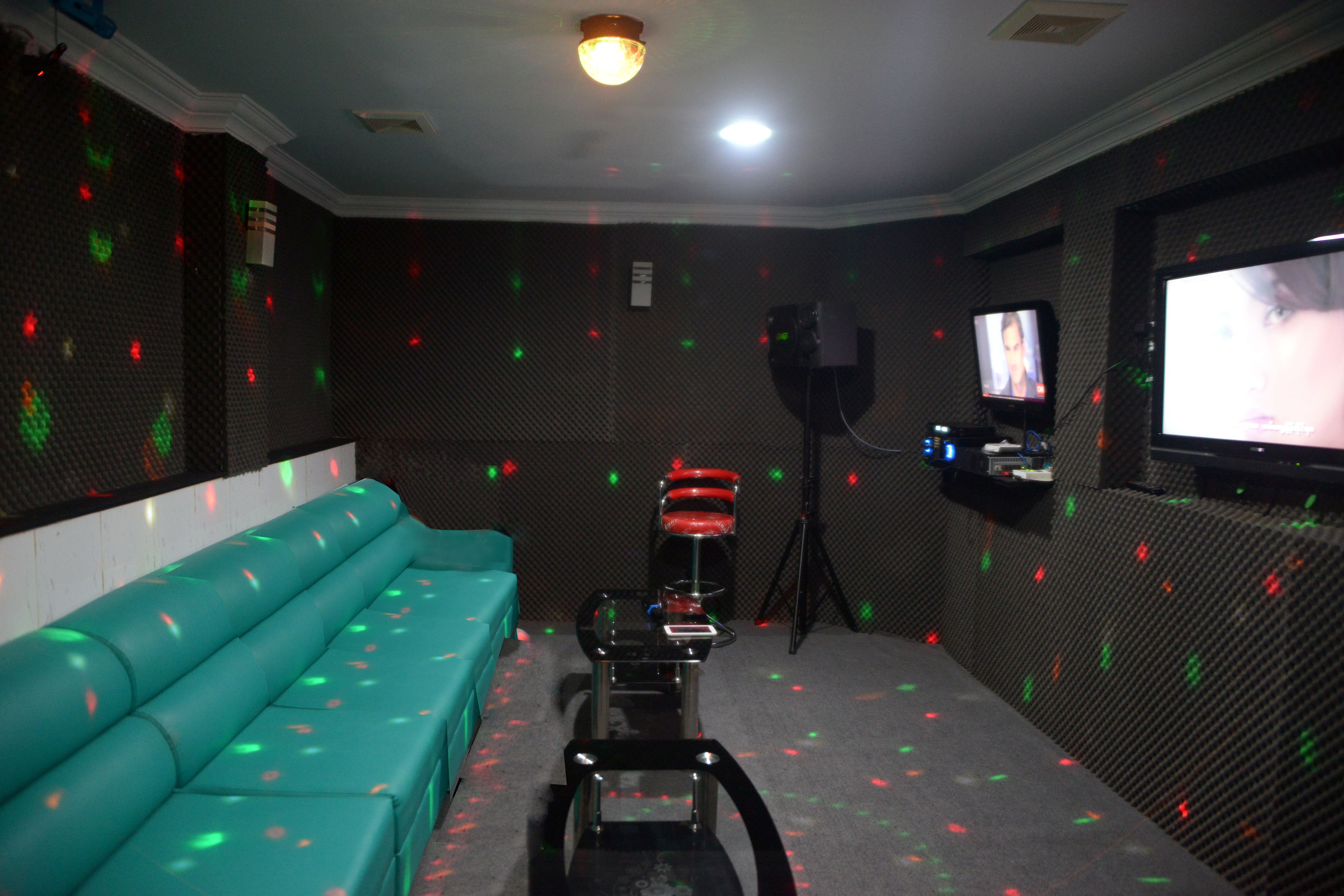 karaoke room
