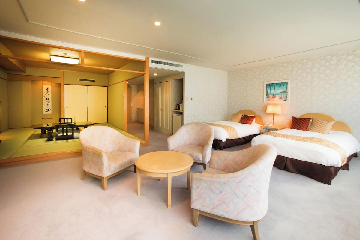 Japanese Western Style Room | Room amenity