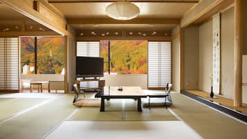 和室 | ミニバー、セーフティボックス (室内)、WiFi (無料)、ベッドシーツ