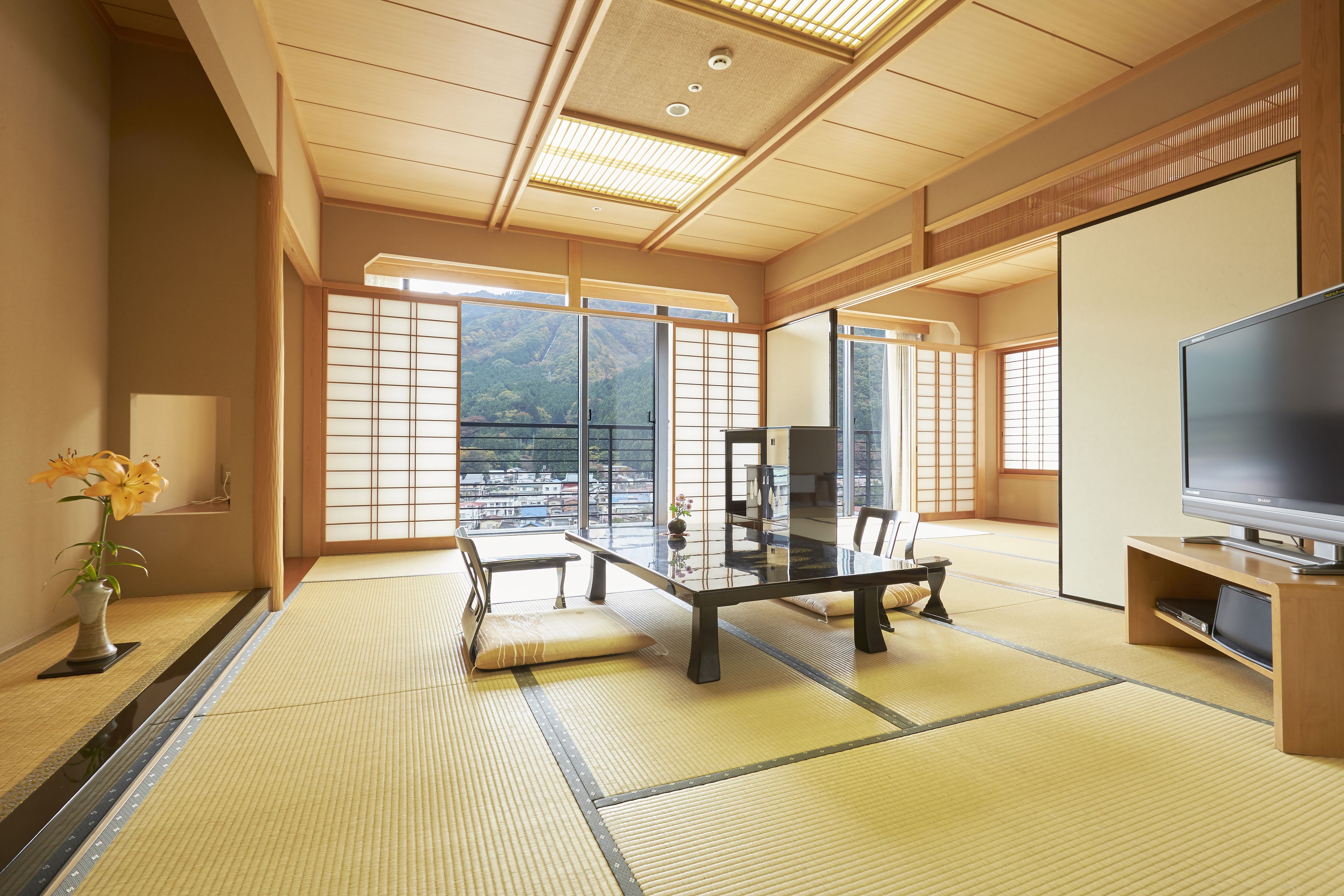 japanese style room | 1 bedroom, minibar, in-room safe, free wifi