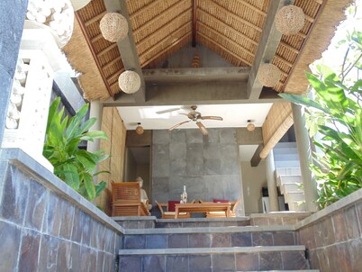 Bali Golden Elephant - Hostel