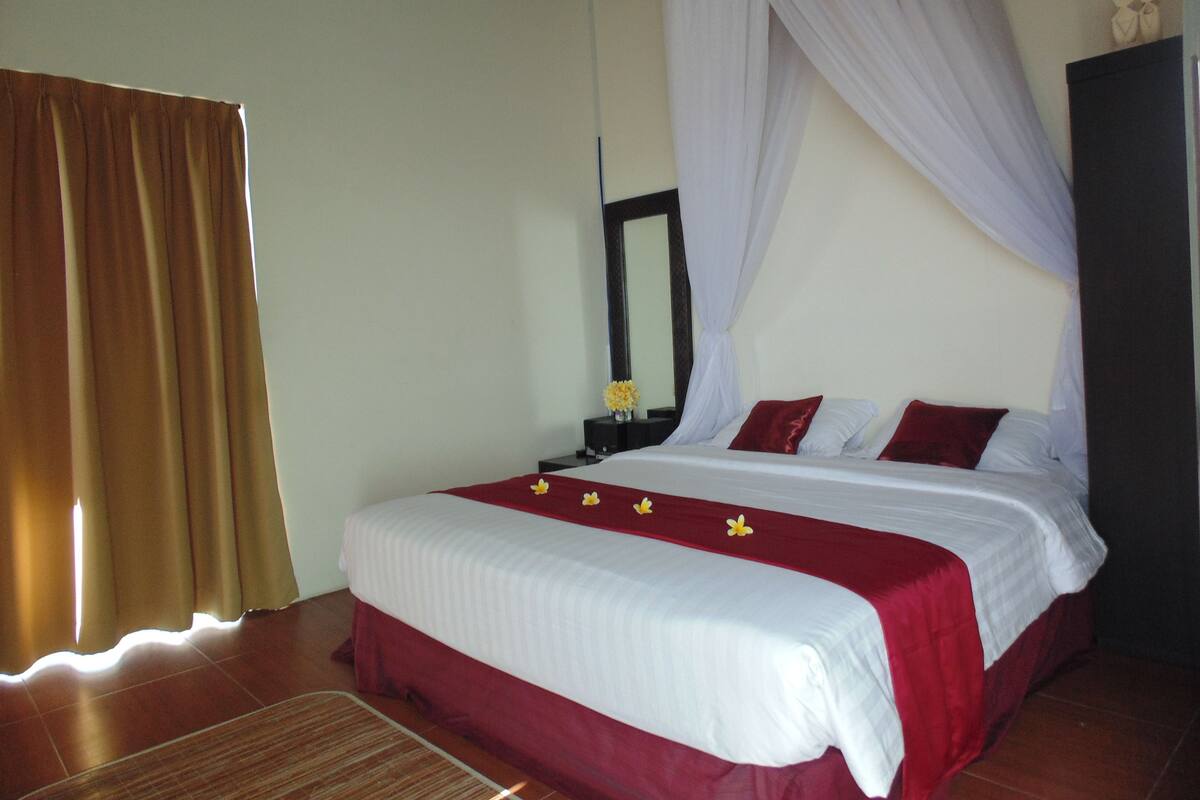 Suite, 1 Bedroom, Private Pool | 1 bedroom, WiFi (free)
