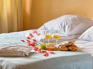 Room service – dining