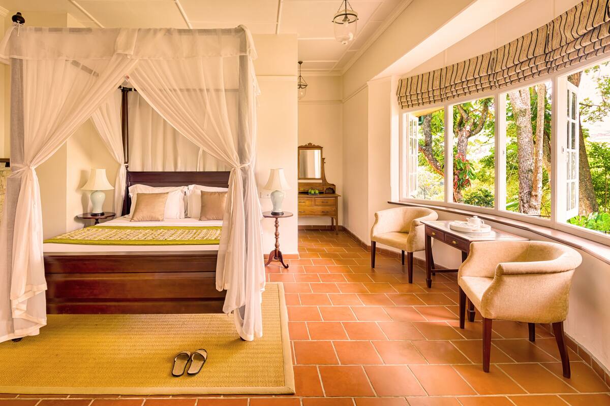 1 bedroom, premium bedding, in-room safe, desk