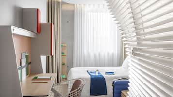Roupas de cama premium, edredons de pluma, cofres nos quartos