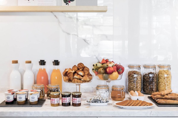 Colazione a buffet a pagamento, servita tutte le mattine