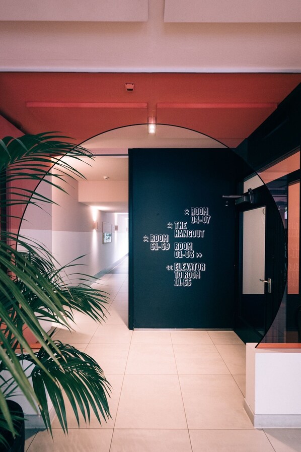 Interior entrance - Hotel The Dutch (Maastricht)