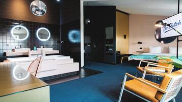 Minibar, in-room safe, desk, free cots/infant beds