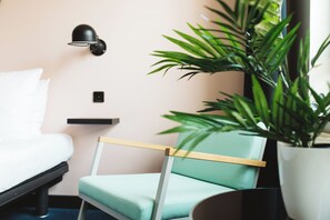 Double Room (Small, only accessible by stairs) | Minibar, in-room safe, desk, free cribs/infant beds - Hotel The Dutch (Maastricht)