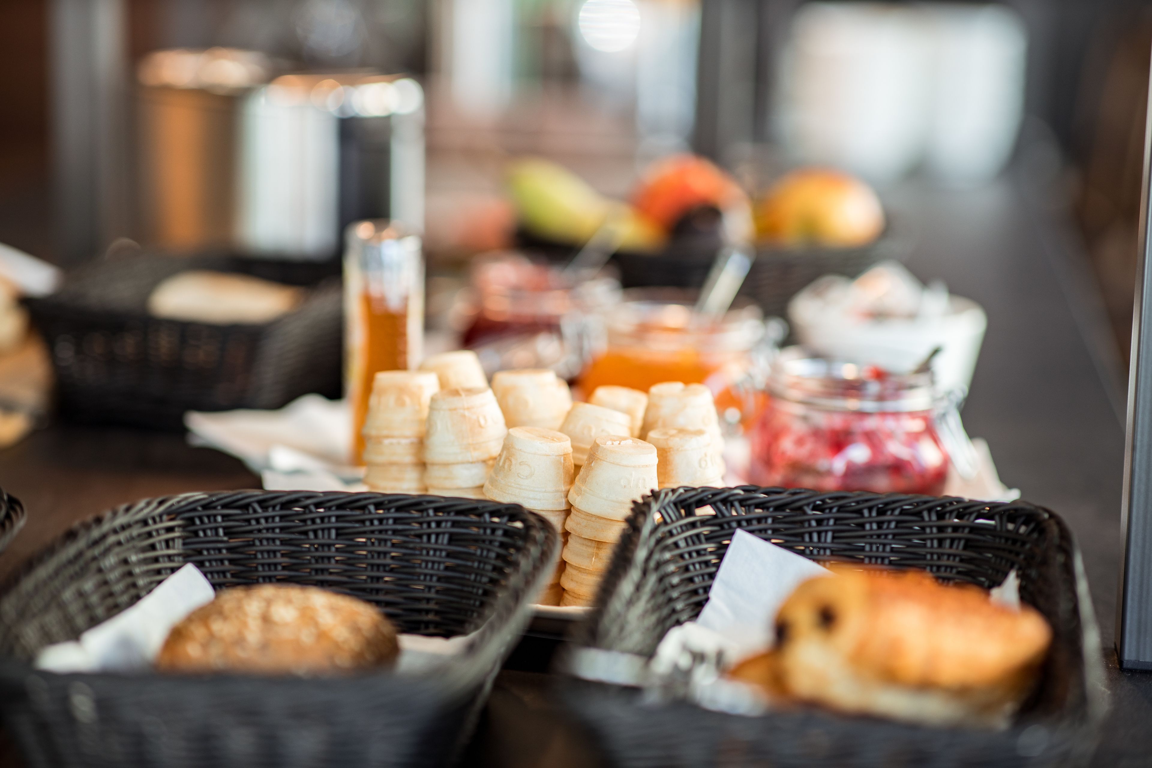 Petit déjeuner buffet servi tous les jours en supplément