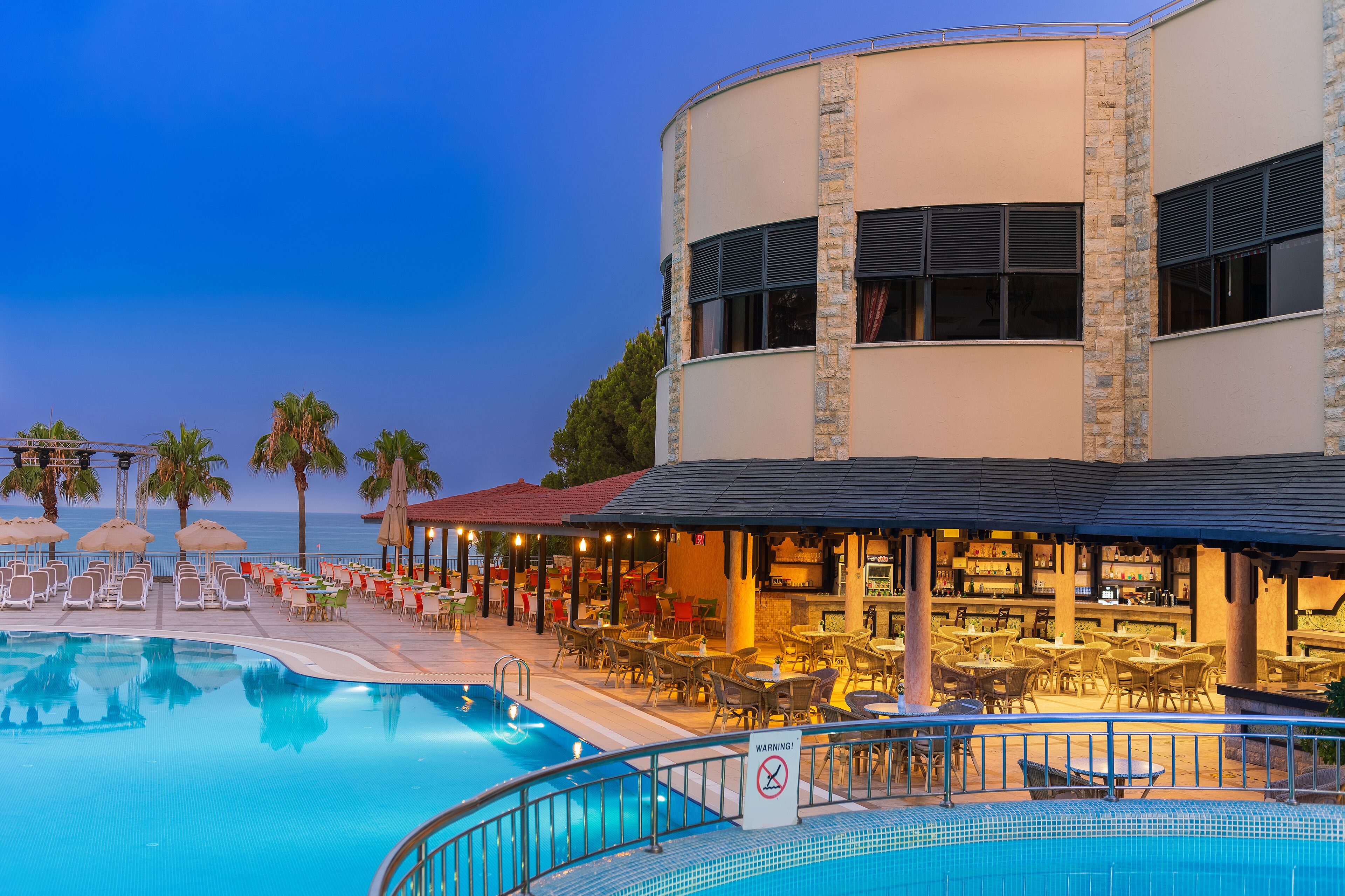 2 outdoor pools, pool umbrellas, pool loungers