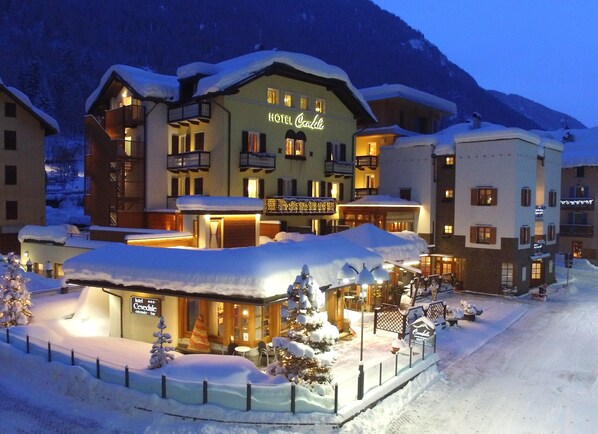 Front of property - Cevedale Living Romance Hotel (Pejo)