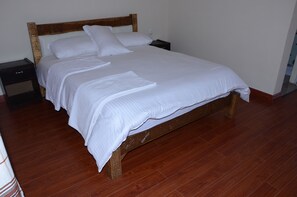 Deluxe Double Room, 1 King Bed, Balcony, Mountain View | 1 bedroom, premium bedding, individually decorated