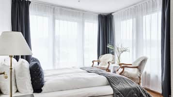 Superior Room (The Barrel Factory) | Bathroom | Designer toiletries, hair dryer, towels, toilet paper