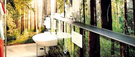 Superior Double Room | Bathroom