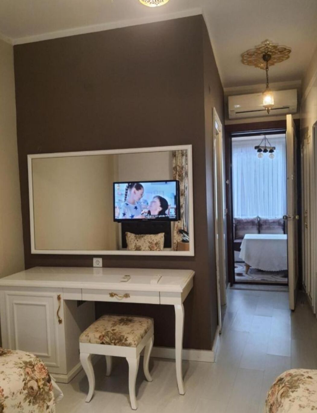 standard double or twin room | premium bedding, minibar, in-room safe, desk