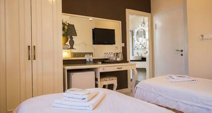 Ozkavak Hotel Kaleici