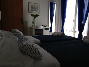 Coffres-forts dans les chambres, bureau, Wi-Fi gratuit