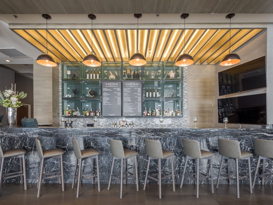 Bar (en el alojamiento)