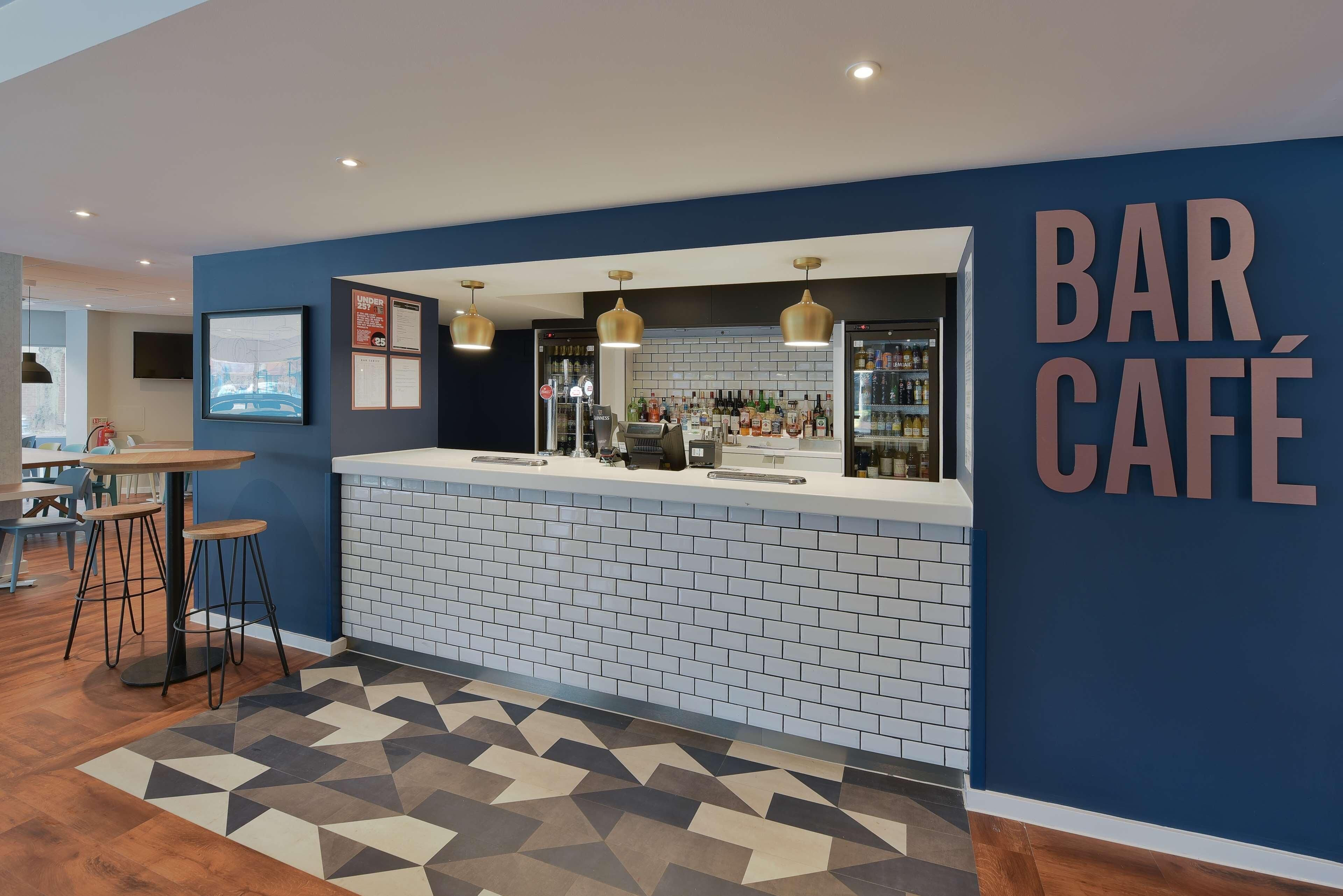 Bar (di properti)