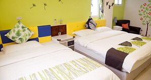 Edredón, decoración personalizada, camas extra y wifi gratis