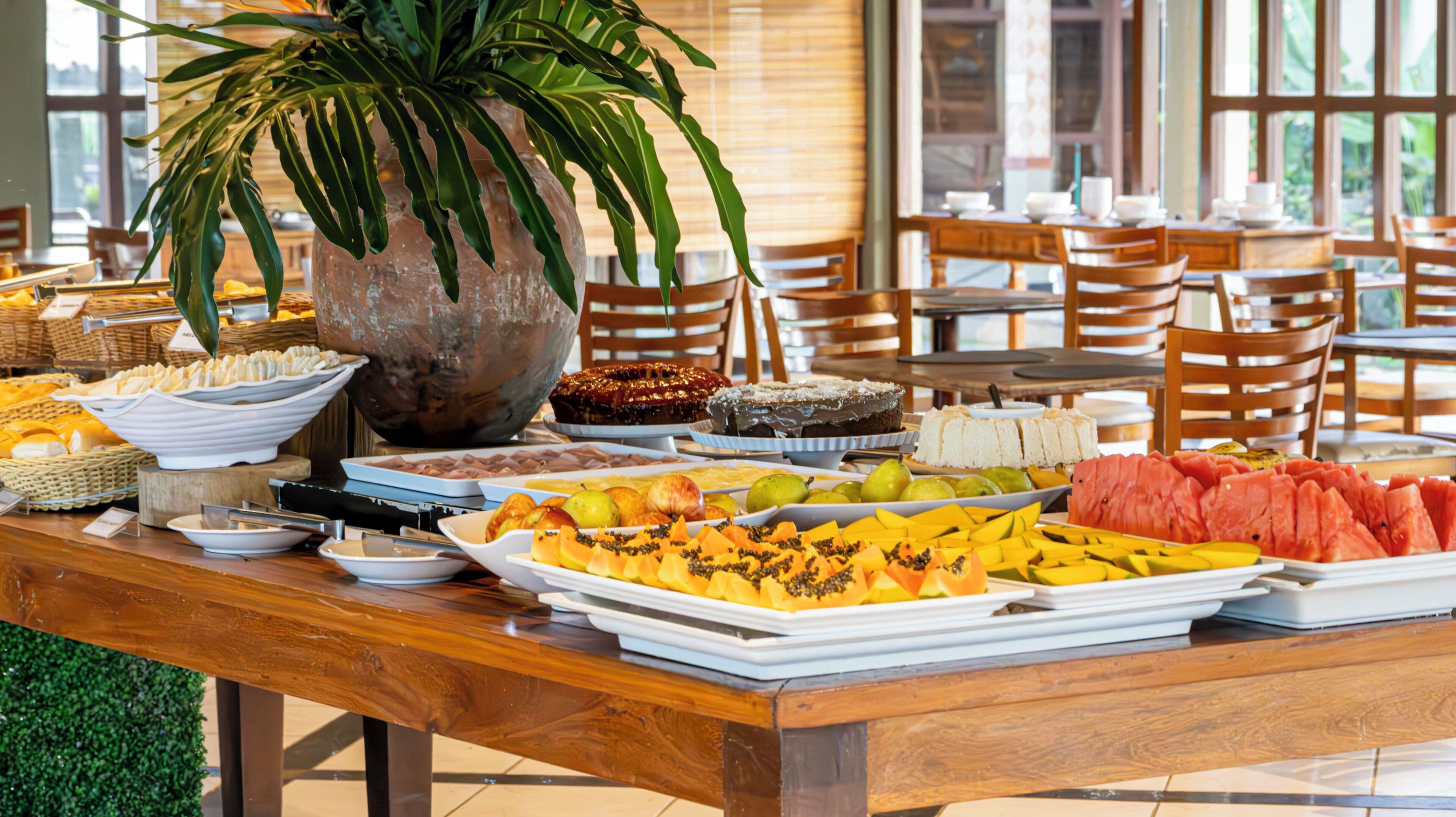 Free daily buffet breakfast