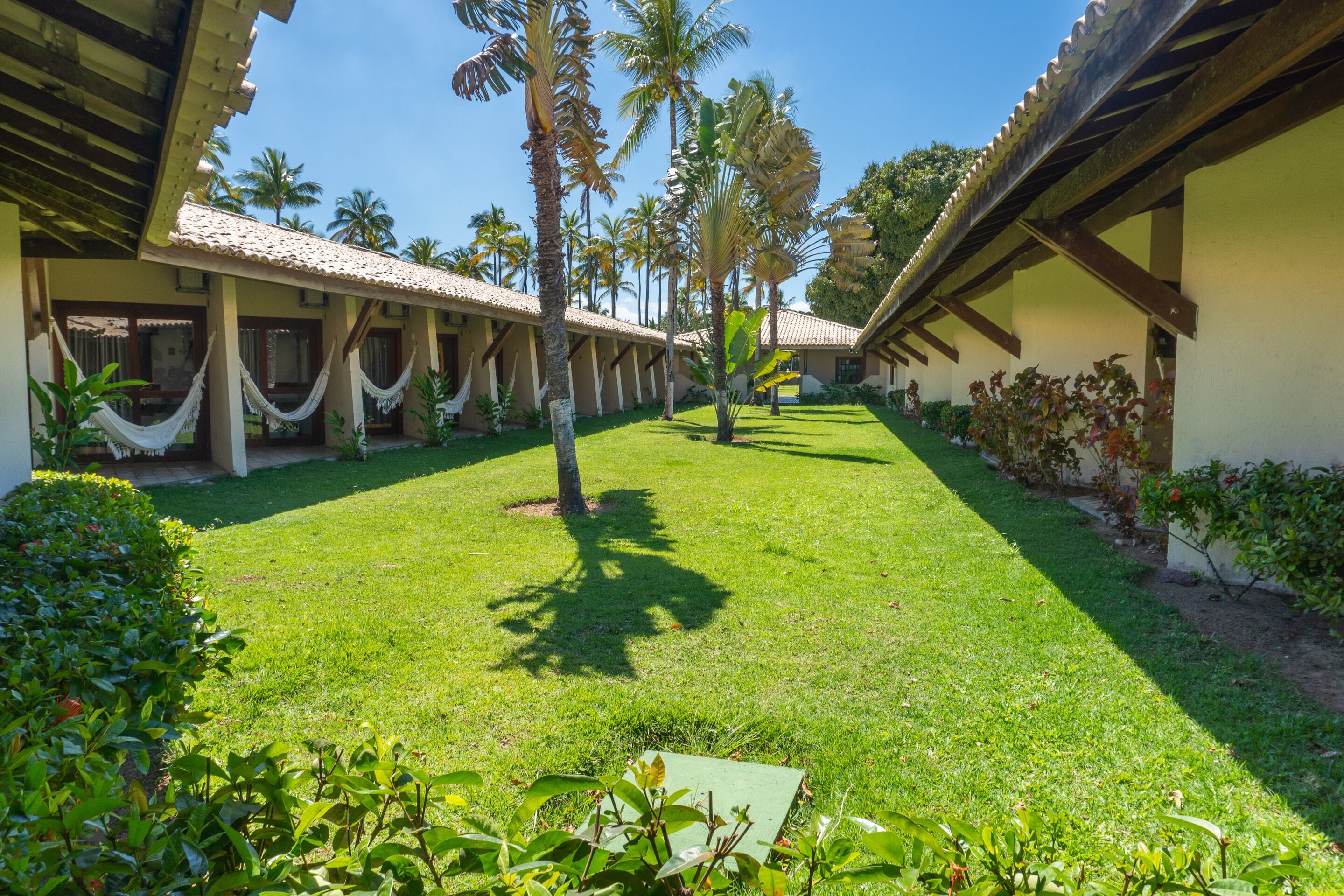 superior room, garden view | minibar, in-room safe, individually decorated, soundproofing