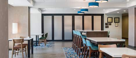 Desayuno buffet incluido todos los días