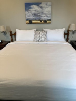Chambre Deluxe, 1 très grand lit, non-fumeur | Décor unique, ameublement unique, bureau