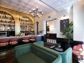 Serves breakfast and dinner - Villa Brown Ermou Hotel, a member of Brown Hotels (Athens)